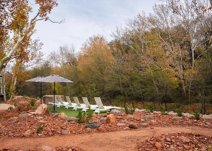 17 Creekside Retreat *