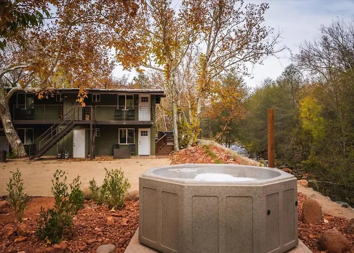 17 Creekside Retreat Ferienhaus *